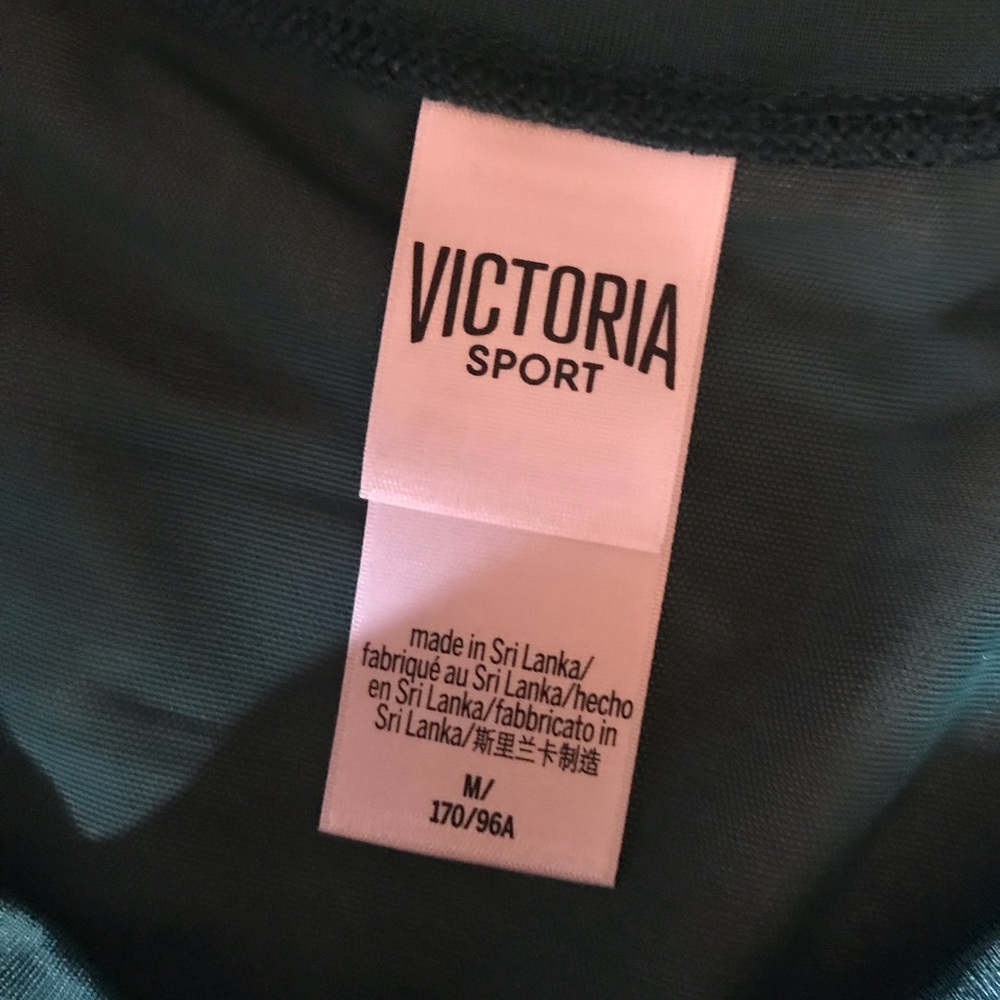 Victoria Secret workout top - Picture 2 of 8